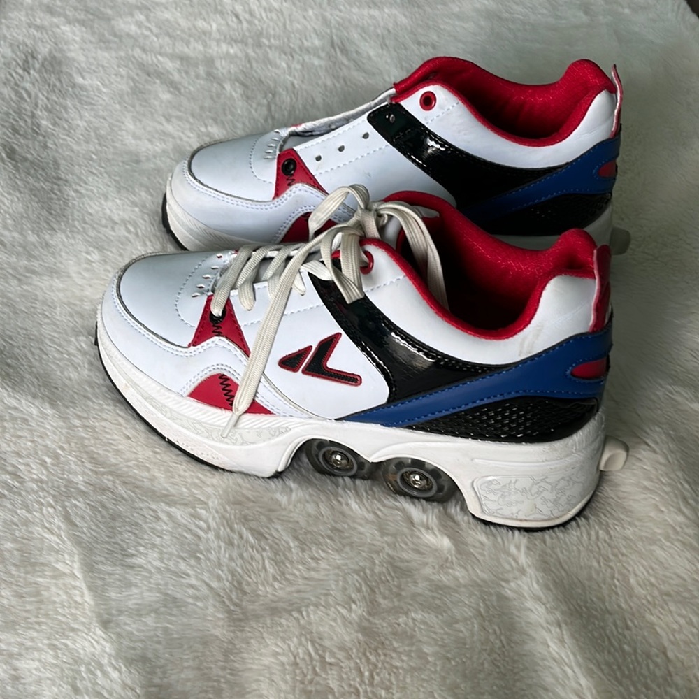 Retro shoes/skates